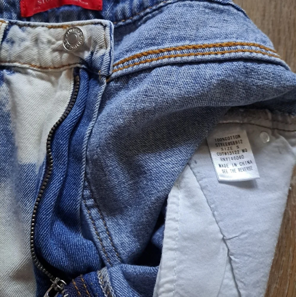 Signature 8 Ripped Blue White Denim Distressed Frayed Cotton Shorts Size Small
